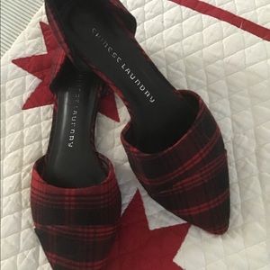 Chinese Laundry flats